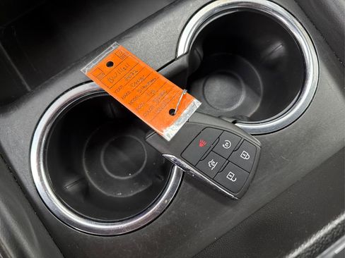 Used 2022 Chevrolet Suburban LS image 38