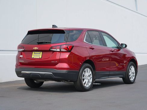 Certified 2022 Chevrolet Equinox LT AWD/4WD image 3