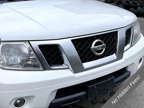 Used 2015 Nissan Frontier PRO-4X AWD/4WD image 27