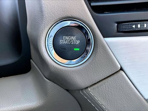 Used 2015 GMC Yukon SLT image 35