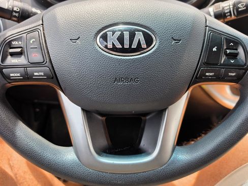 Used 2016 Kia Rio LX FWD image 9