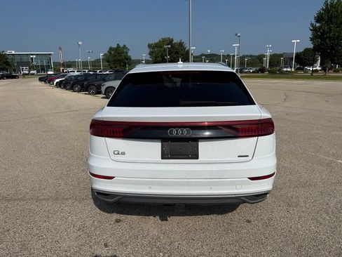 Used 2019 Audi Q8 Premium Plus w/ Premium Plus AWD/4WD image 4