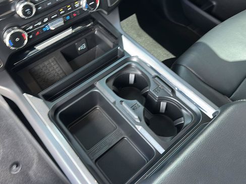 Certified 2024 Ford F250 Lariat AWD/4WD image 20