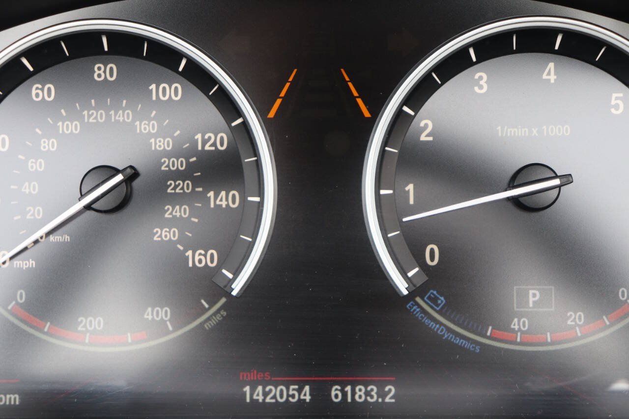 Used 2012 BMW 640i Convertible RWD image 31
