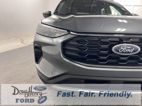 New 2026 Ford Escape ST-Line w/ Tech Pack #1 image 9