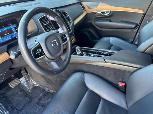 Used 2023 Volvo XC90 T8 Plus w/ Protection Package Premier AWD/4WD image 13