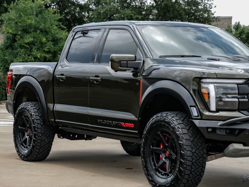 Used 2026 Ford F150 Raptor w/ Equipment Group 803A Raptor R AWD/4WD image 27