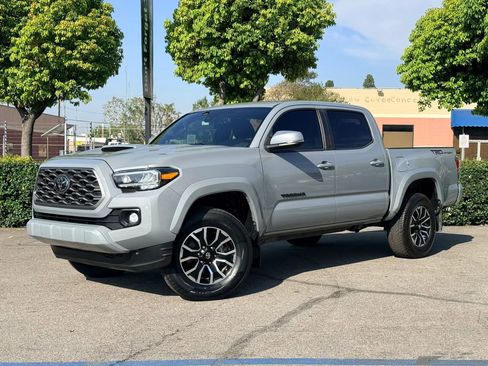 Used 2021 Toyota Tacoma TRD Sport w/ Technology Package RWD image 1