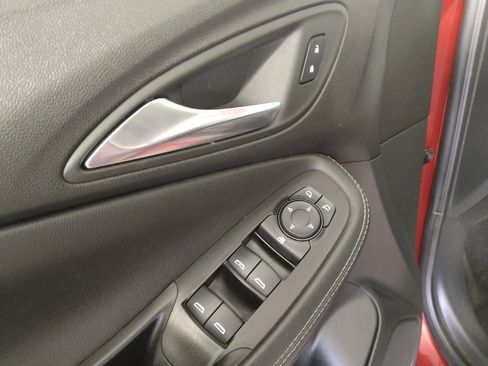 Used 2024 Buick Encore GX Preferred w/ Advanced Technology Package FWD image 27