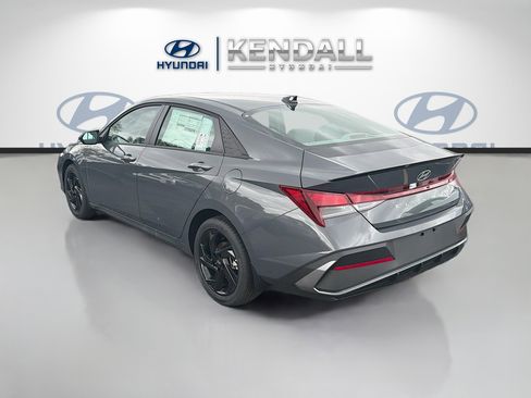 New 2026 Hyundai Elantra Sport FWD image 4