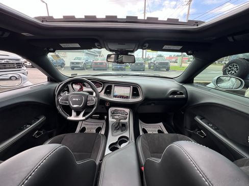 Used 2020 Dodge Challenger SRT Hellcat Redeye RWD image 54