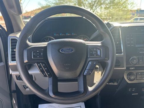 Used 2015 Ford F150 XLT RWD image 14