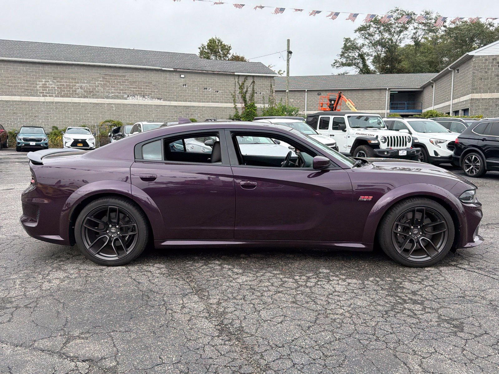 Used 2022 Dodge Charger Scat Pack RWD image 8