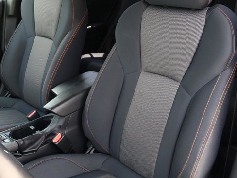 Used 2023 Subaru Crosstrek 2.0i Premium image 13