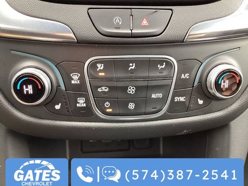 Used 2022 Chevrolet Equinox LT image 24