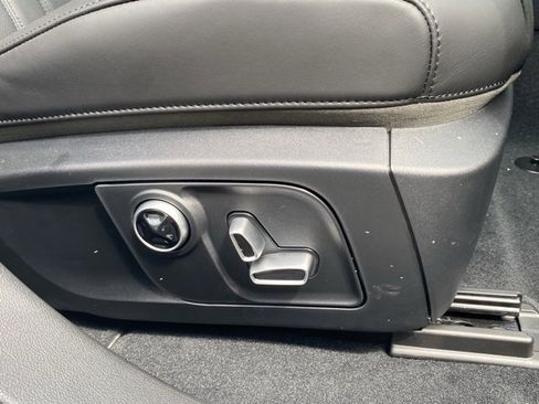 New 2024 Maserati Levante GT Ultima image 40