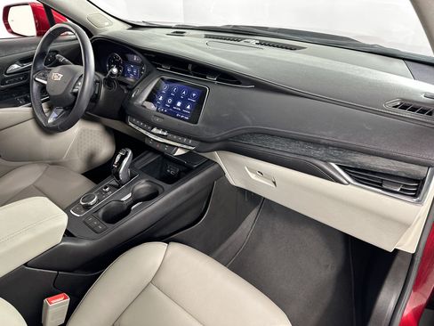 Used 2021 Cadillac XT4 Premium Luxury w/ Driver Awareness Package FWD image 27