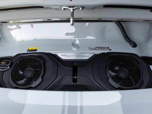 Certified 2023 Porsche 911 Sport Classic RWD image 33