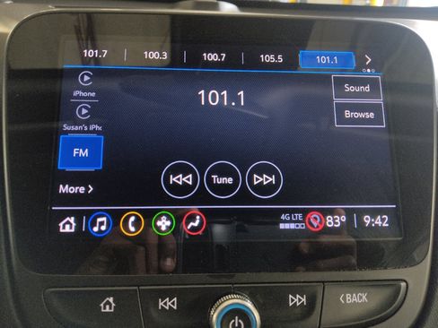 Used 2025 Chevrolet Malibu LT FWD image 25