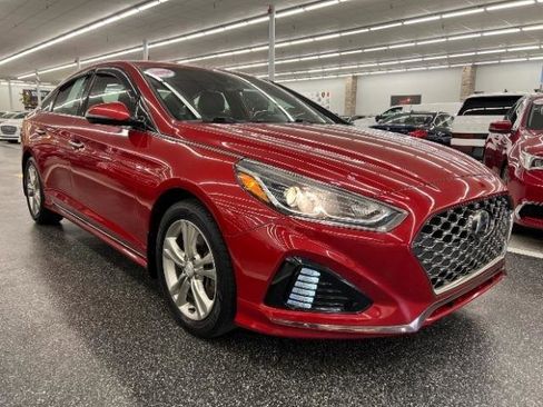 Used 2018 Hyundai Sonata Sport w/ Tech Package 05 FWD image 3