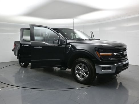 Certified 2025 Ford F150 XLT w/ Equipment Group 301A Standard image 31