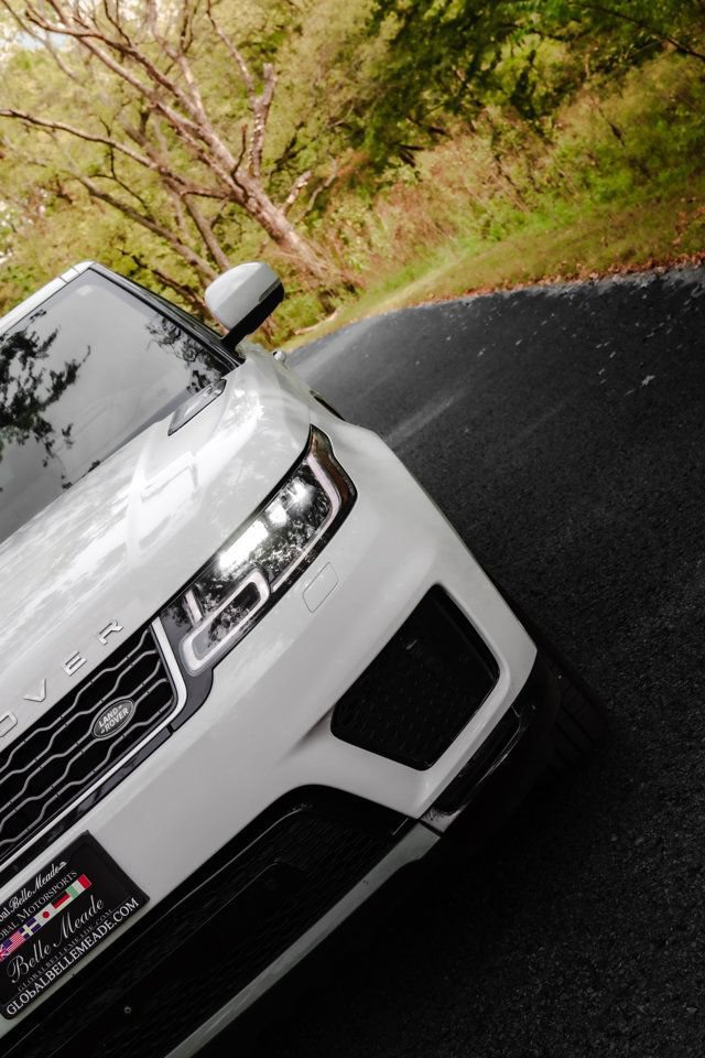 Used 2018 Land Rover Range Rover Sport HSE AWD/4WD image 12