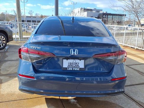 Used 2025 Honda Civic LX image 21