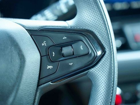 Used 2025 Chevrolet TrailBlazer LS w/ LS Convenience Package image 30