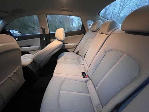 Used 2018 Kia Optima LX w/ Convenience Package image 12