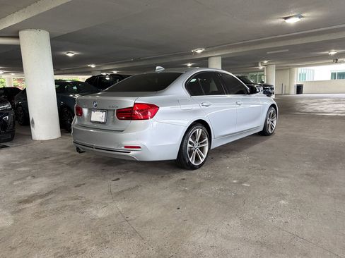 Used 2017 BMW 330i Sedan RWD image 8