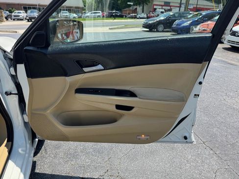Used 2012 Honda Accord SE image 21