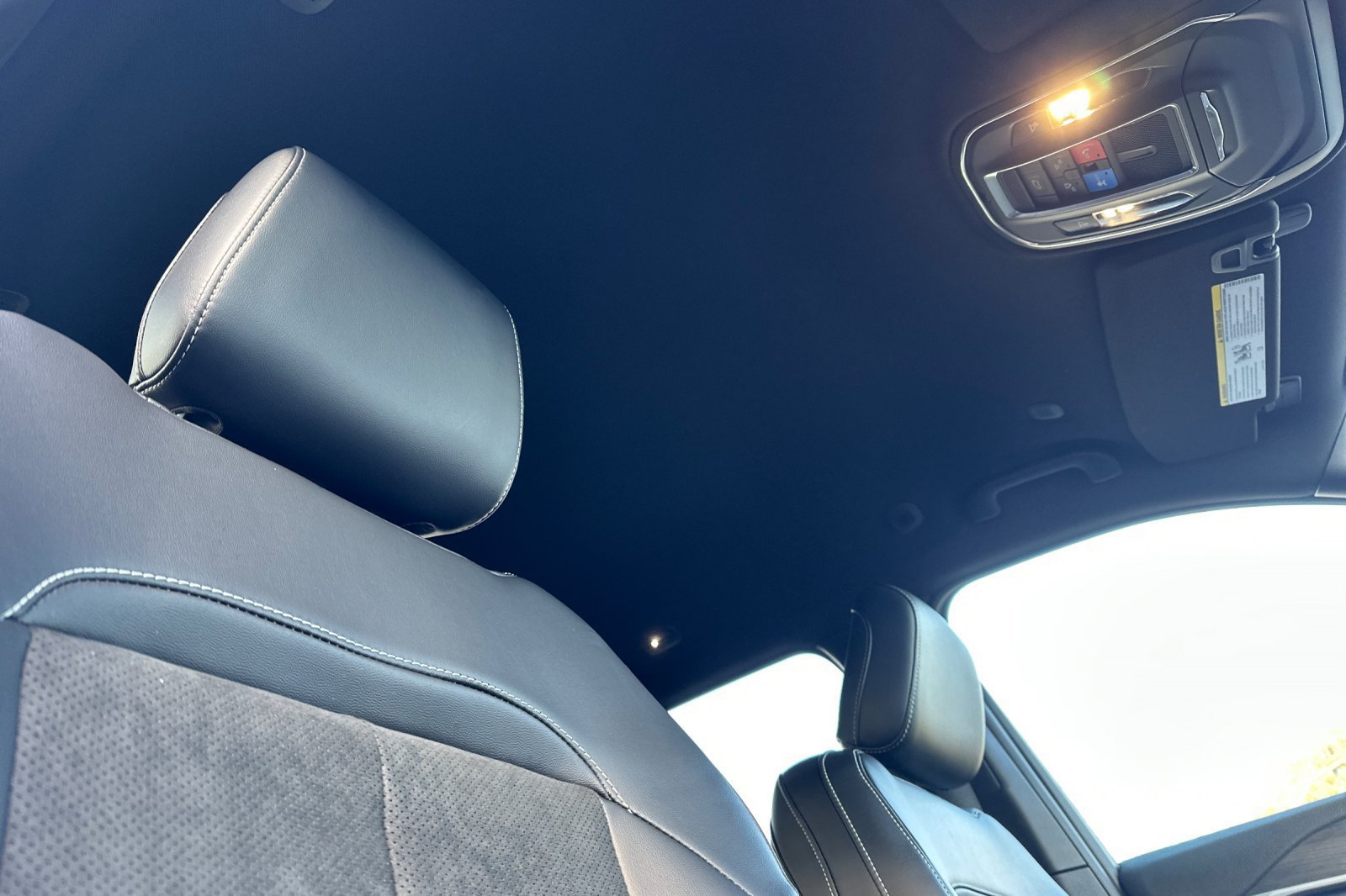 New 2026 Jeep Grand Cherokee Altitude AWD/4WD image 17