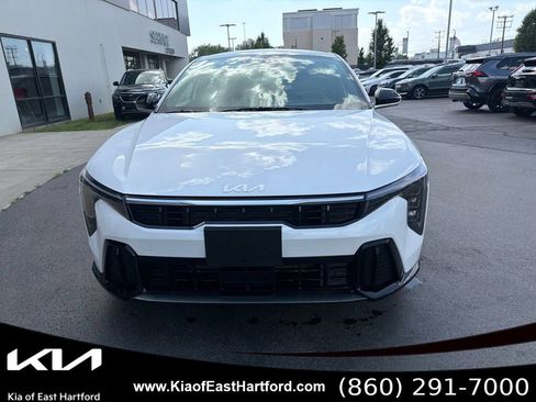 New 2026 Kia K4 GT-Line w/ GT-Line Premium Package FWD image 4