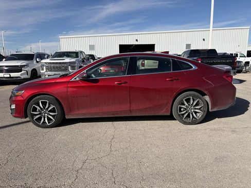 Used 2024 Chevrolet Malibu RS image 2