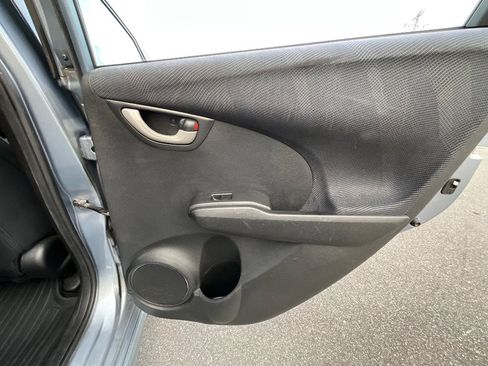 Used 2011 Honda Fit Sport image 23