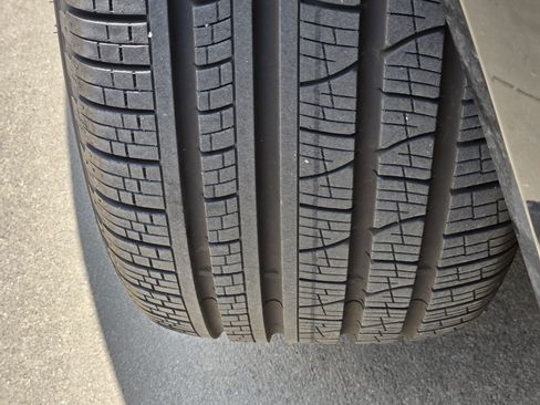 Used 2025 Volvo XC90 B6 Plus w/ Protection Package Premier image 17