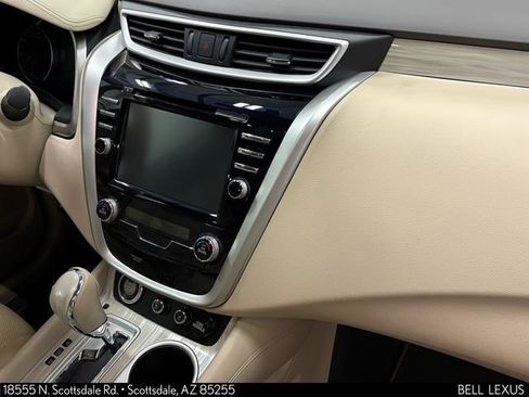 Used 2016 Nissan Murano Platinum w/ Platinum Technology Package FWD image 25