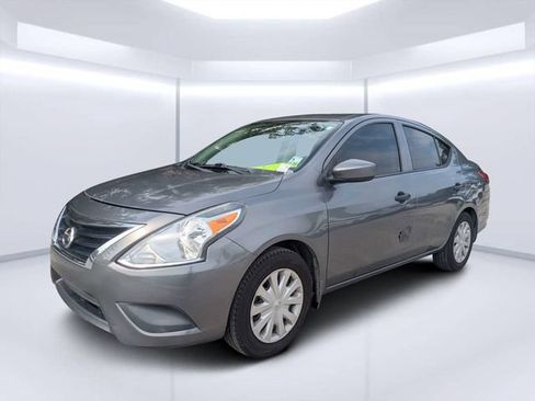 Used 2017 Nissan Versa S Plus FWD image 7