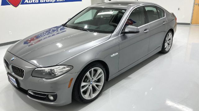 Used 2014 BMW 535d xDrive AWD/4WD image 9