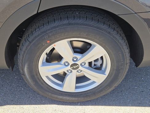 New 2026 Kia Sorento LX FWD image 5