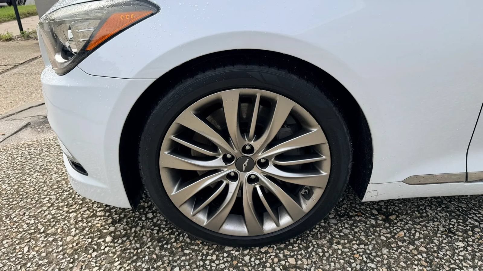 Used 2017 Genesis G80 5.0 Ultimate RWD image 21