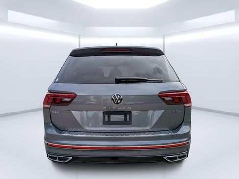 Used 2022 Volkswagen Tiguan SEL R-Line AWD/4WD image 4