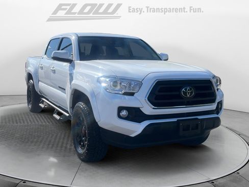 Certified 2022 Toyota Tacoma SR5 w/ Technology Package AWD/4WD image 1