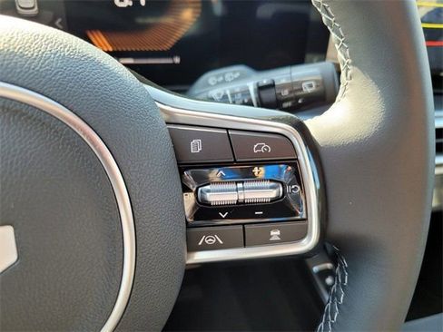 New 2025 Kia Sorento S image 21