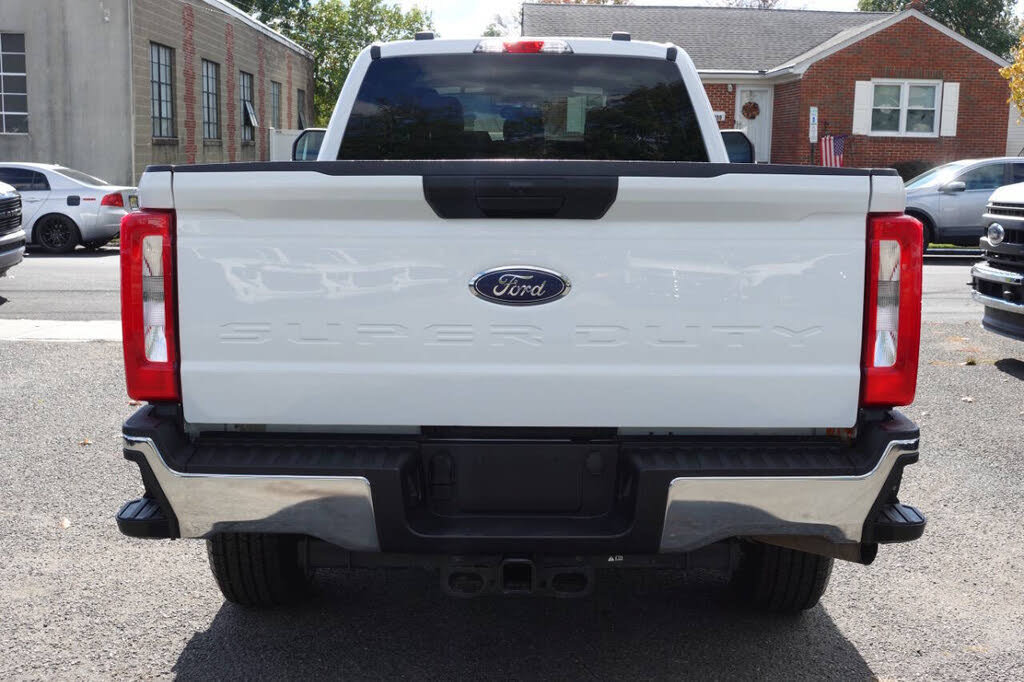 Used 2023 Ford F250 XLT AWD/4WD image 9