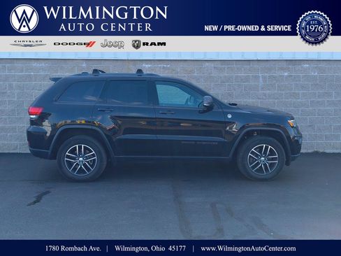 Used 2018 Jeep Grand Cherokee Trailhawk w/ Trailhawk Luxury Group AWD/4WD image 1