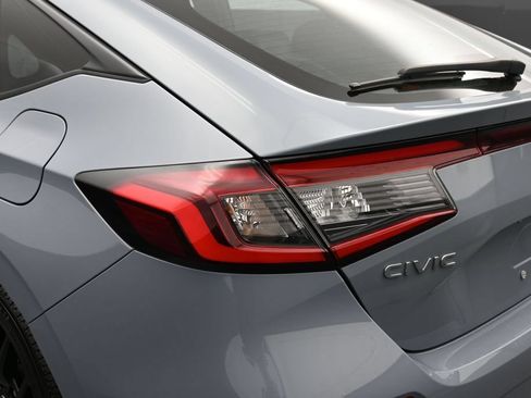 Used 2024 Honda Civic Sport image 40