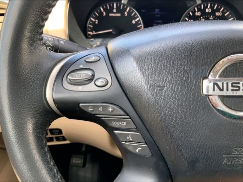 Used 2017 Nissan Pathfinder Platinum FWD image 24