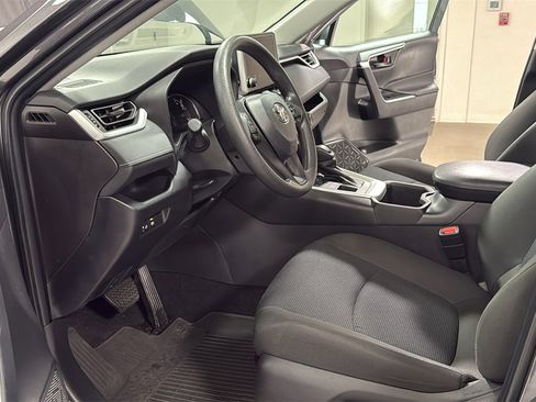 Used 2025 Toyota RAV4 LE image 12