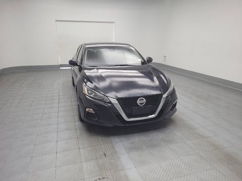 Used 2022 Nissan Altima 2.5 SV FWD image 14